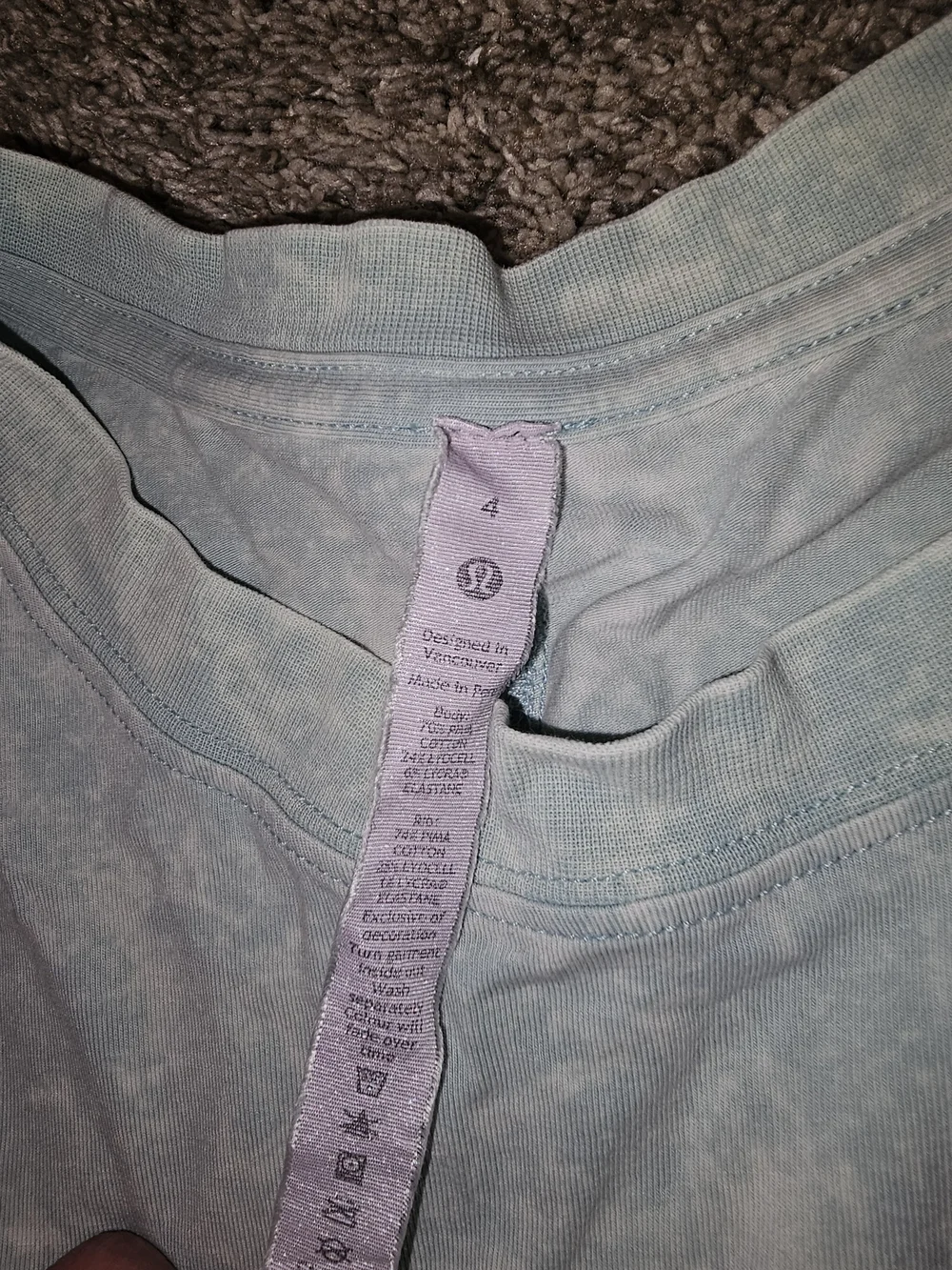 lululemon athletica very small